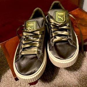 Puma sneakers